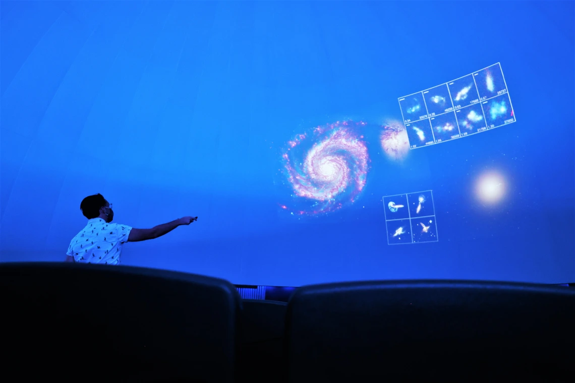 Lecture in the planetarium