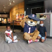 Wilbur and kids visit Flandrau planetarium in Tucson