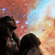 Mother and daughter at Flandrau planetarium